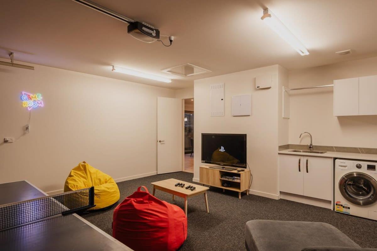 Elegant 3Br Home On Mustang Avenue Christchurch Kültér fotó